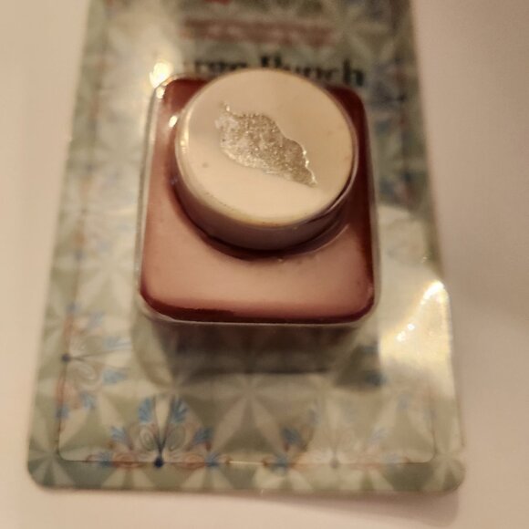 Sea Shell Large Hole Punch Emagination paper Scrapbook Nautical - Picture 3 of 6